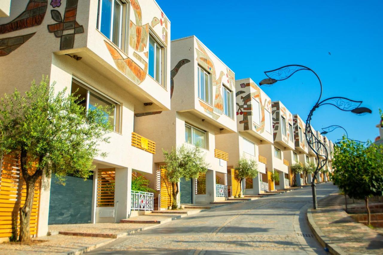 Arka Art Hotel Kashari Εξωτερικό φωτογραφία Residential neighborhood in the city of Murcia
